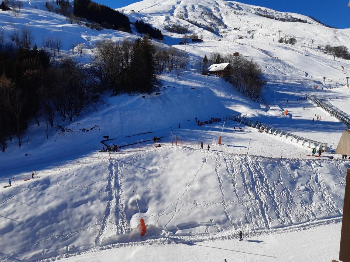 T2 vue piste Résidence Vostok Zodiaque Le Corbier Extérieur photo